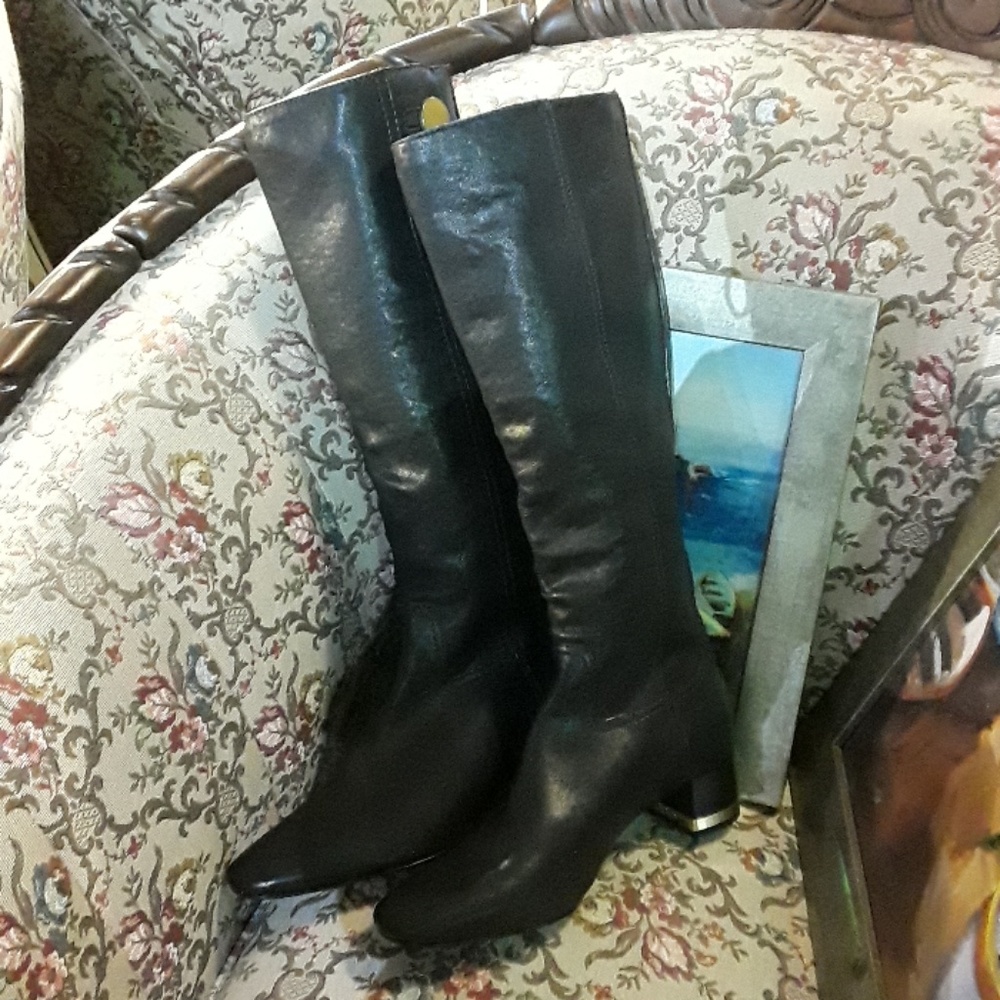 Tory Burch blk leather boot